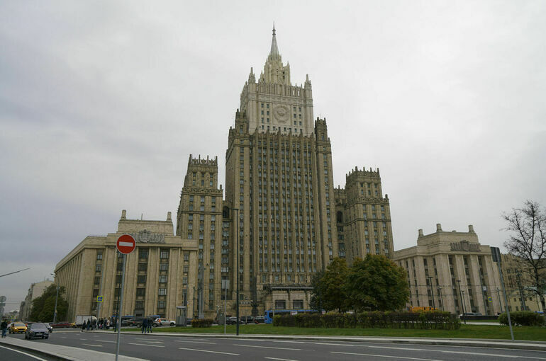 Рябков заявил, что спецслужбы РФ и США не ведут диалог по Украине