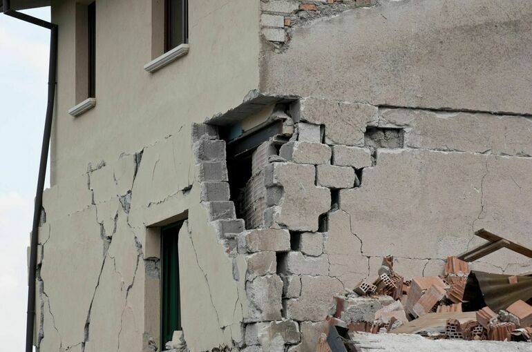 Число погибших при землетрясении в Турции выросло до 1121 