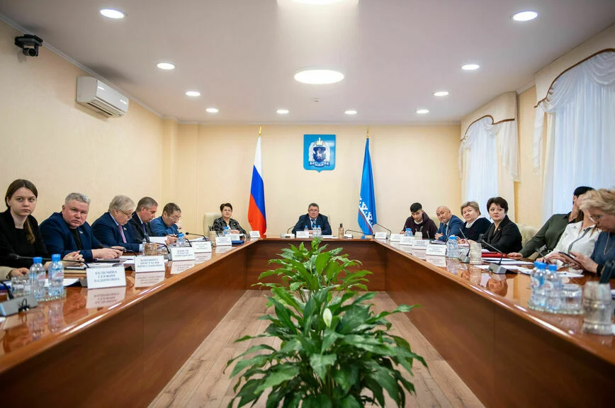 Молодежному парламенту Ямала предстоит продвигать идеи патриотизма и гражданственности