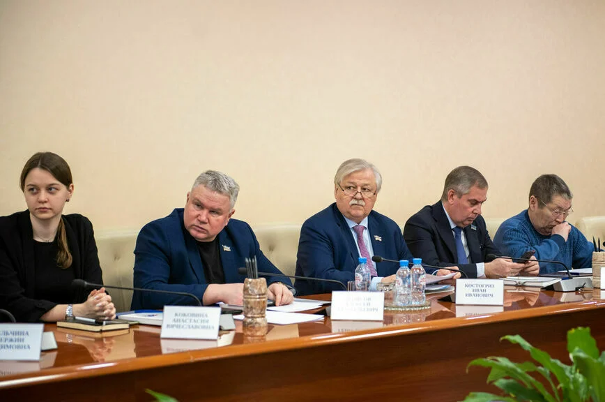 Молодежному парламенту Ямала предстоит продвигать идеи патриотизма и гражданственности