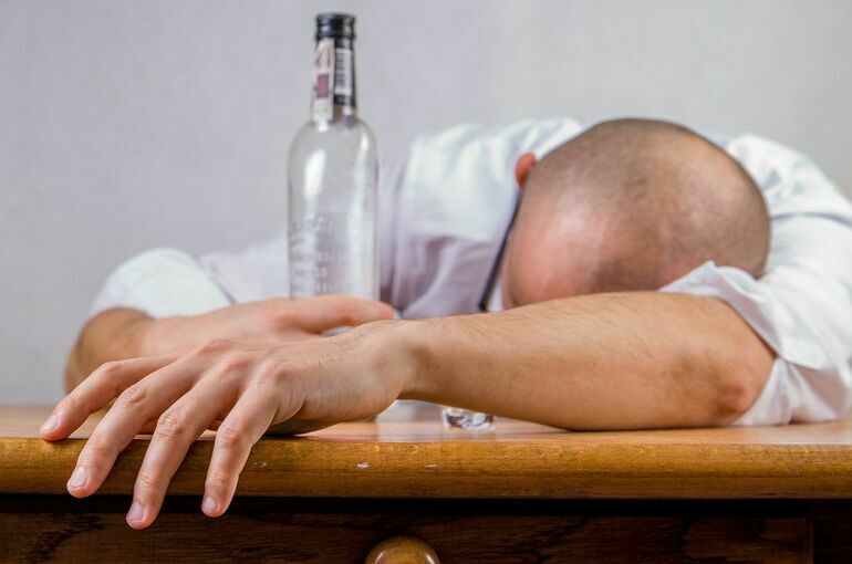 Чукотка и Приморье стали регионами с наибольшим числом алкогольных психозов