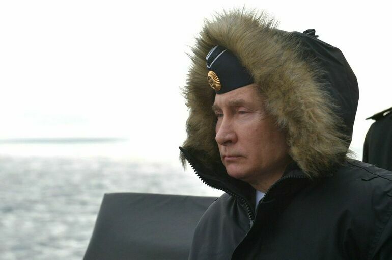Путин заявил, что российские морпехи ведут героическое сражение