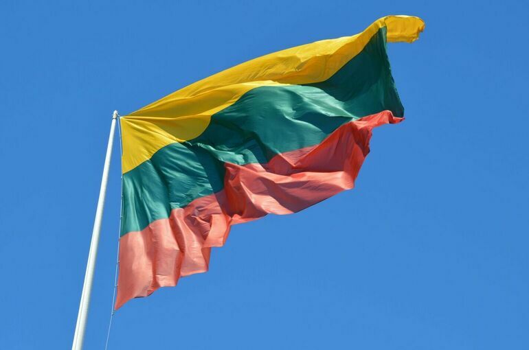 Литва прекратила взаимодействие с Минском по пропуску транспорта