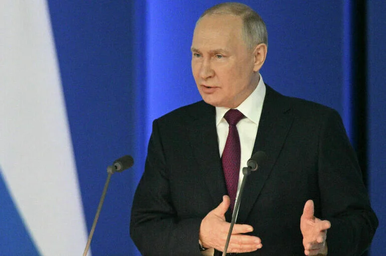Путин заявил, что образ Запада как тихой гавани оказался лишь призраком
