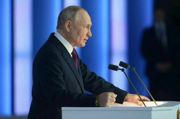 Путин: Москве известно о причастности Запада к попыткам нанести удар по авиации РФ