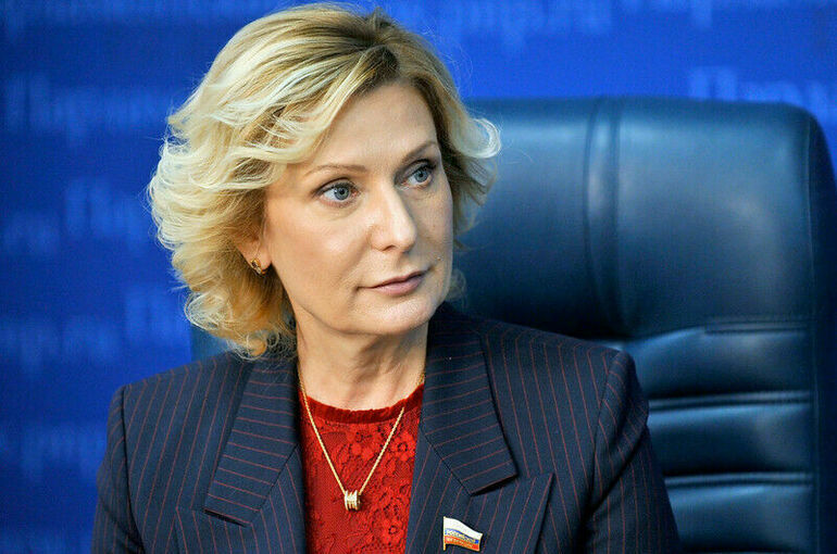 Святенко заявила, что Россия движется в сторону всестороннего развития