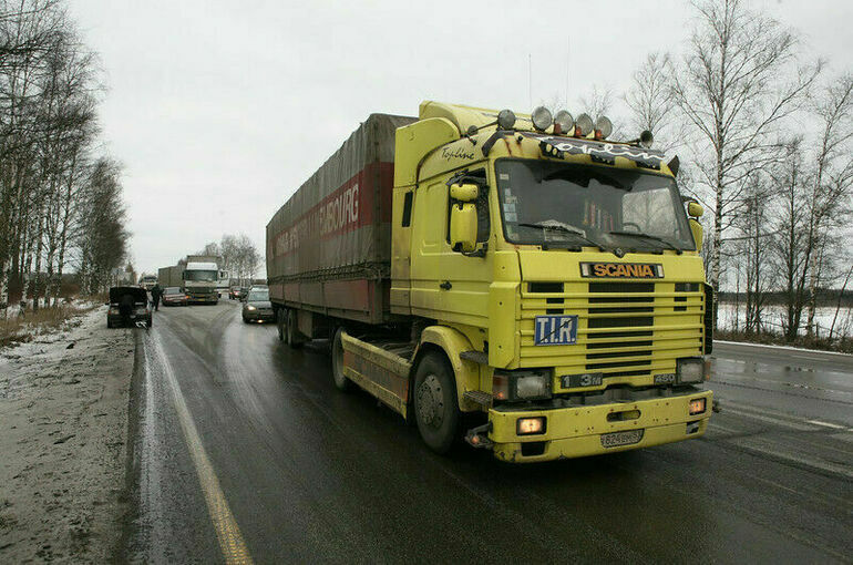 Спецразрешения на перевозку грузов повышенной опасности упразднят