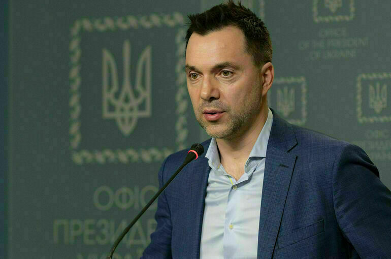 Арестович заявил о набирающем обороты идейном конфликте на Украине