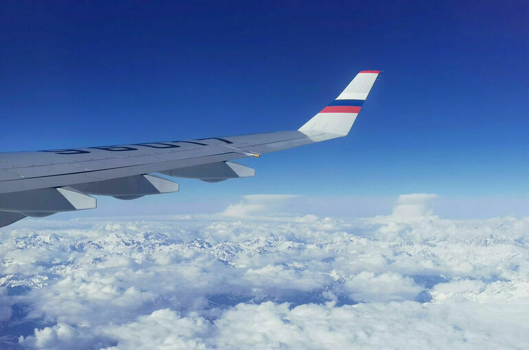 Авиакомпания «Россия» скорректировала рейсы в Петербург и из города
