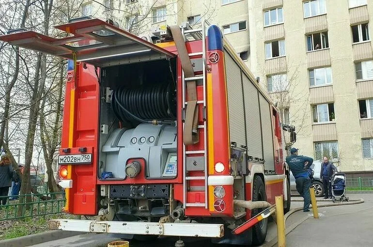 В Москве мужчина погиб в горящей лифтовой кабине