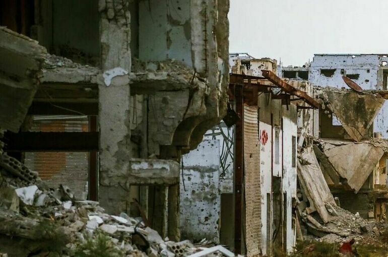 Азербайджанские спасатели вызволили 53 человека из-под завалов в Турции