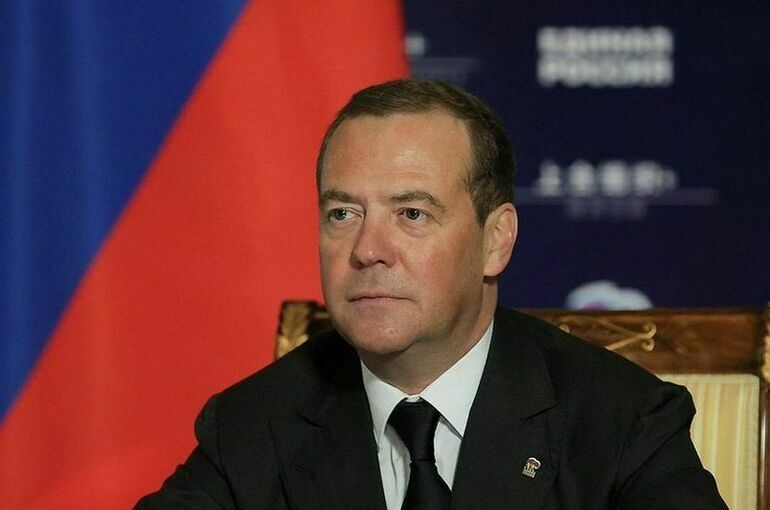 Медведев назвал Сунака, Макрона, Шольца и Байдена пособниками террористов