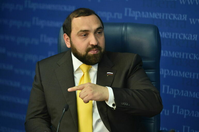 Хамзаев предложил наказывать за фейки о работе журналистов в зоне СВО