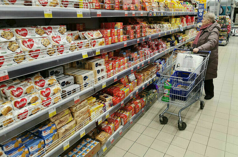 В сетевых магазинах установят минимальную долю российских товаров