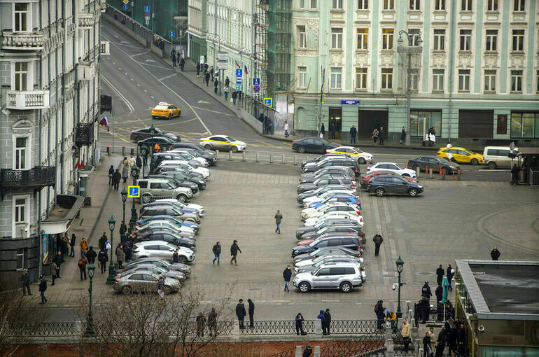 Парковка в Москве 8 марта будет бесплатной