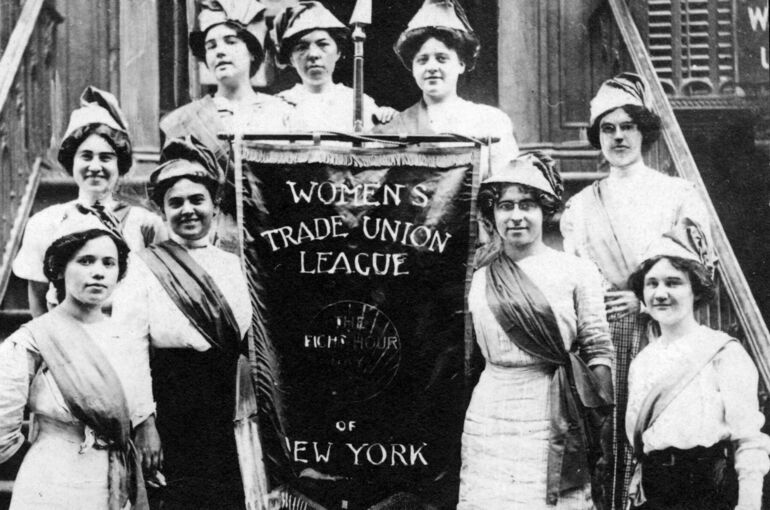 Международный женский день: история праздника