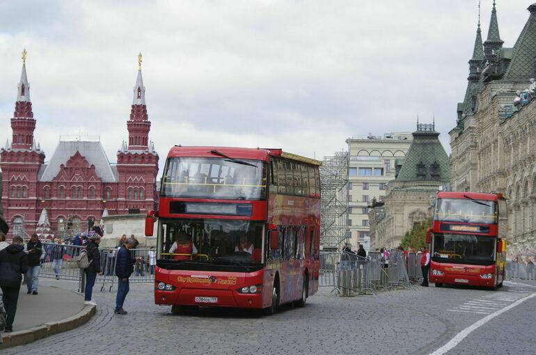 В России введут электронную визу и платежную карту для туристов