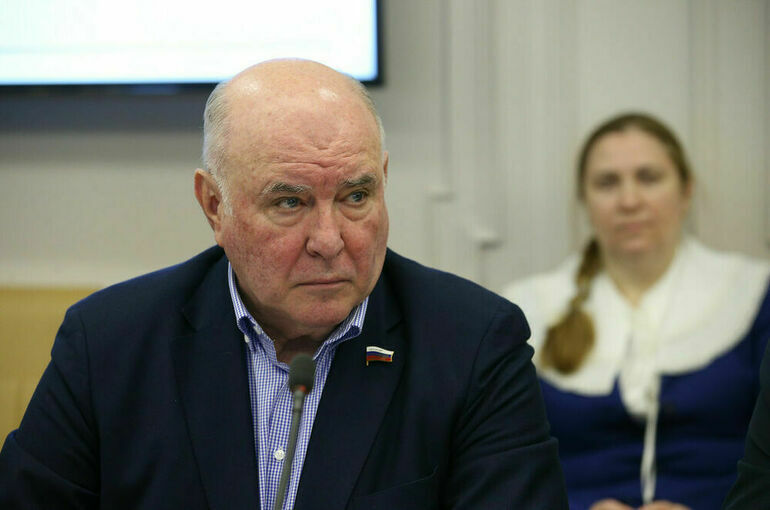 Карасин назвал диагнозом инициативу Киева переименовать Россию