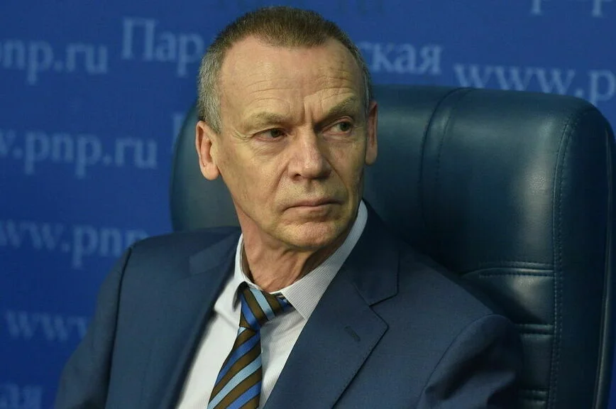 Александр Безбородов