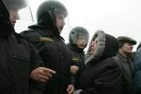 Путин призвал МВД жестко пресекать провокации и попытки раскачать общество