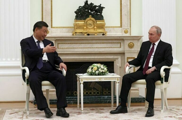 Переговоры Путина и Си Цзиньпина длятся около четырех часов