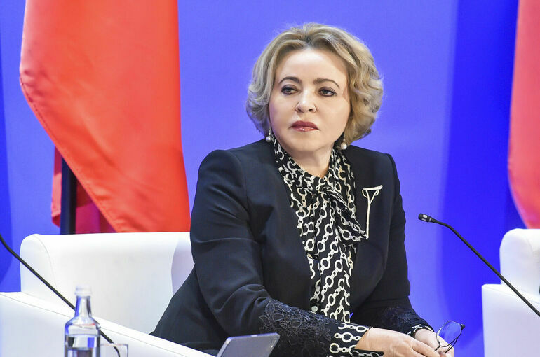 Matvienko instructed to think about strengthening the law on youth policy