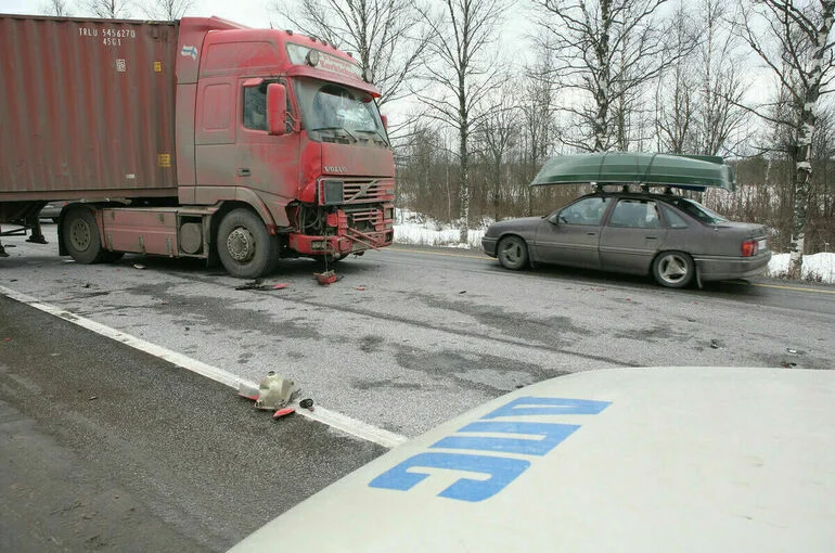 В Петербурге число «пьяных ДТП» снизилось на треть