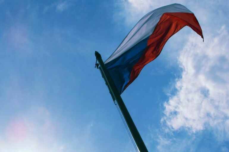 Президент Чехии заявил, что у страны не осталось возможности помочь Киеву