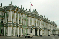 В Санкт-Петербурге просят вернуть электронные визы для китайцев