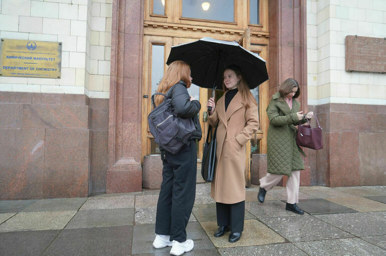 Жителям европейской части России спрогнозировали дождливые выходные