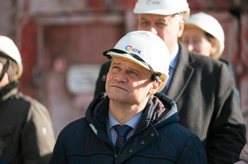 Председатель профильного комитета Виталий Дроздов отметил, что у депутатов остаются вопросы по эффективности мер, включенных энергетиками в комплексный план