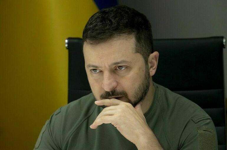 Зеленский признался, что Украина пока не может перейти в контрнаступление