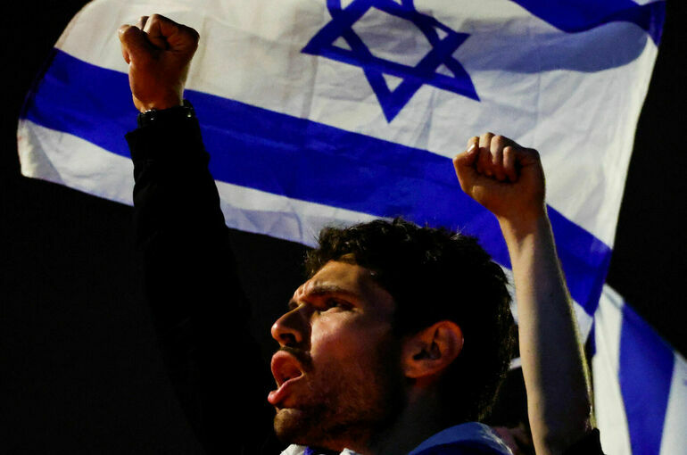 В Израиле протестующие перекрыли главный въезд в Иерусалим