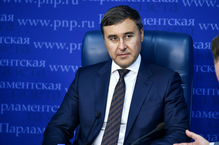 Фальков заявил, что для получения профессии в IT достаточно 4 лет учебы