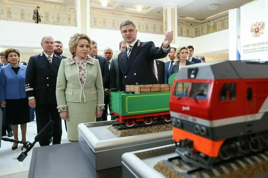 Летом железные дороги России готовы доставить на Юг 11 миллионов человек