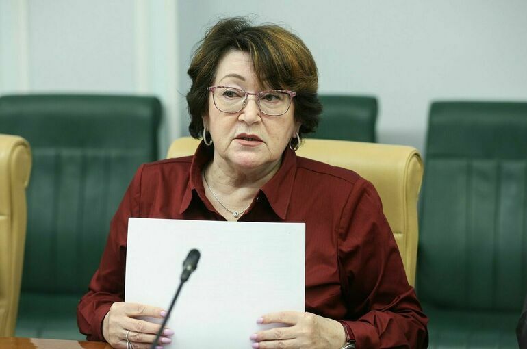 Сенатор попросит РЖД ускорить отправку удобрений аграриям