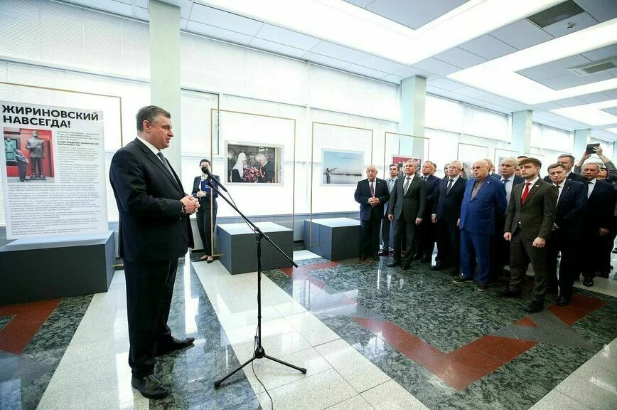 Леонид Слуцкий.