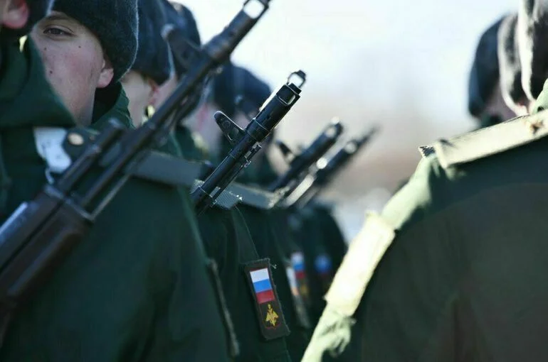 Участникам СВО предлагают оформить статус ветеранов по ускоренной процедуре  