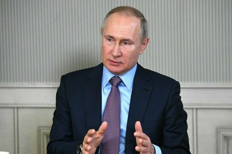 Путин: Нужно предусмотреть соцгарантии для добровольцев в Запорожье