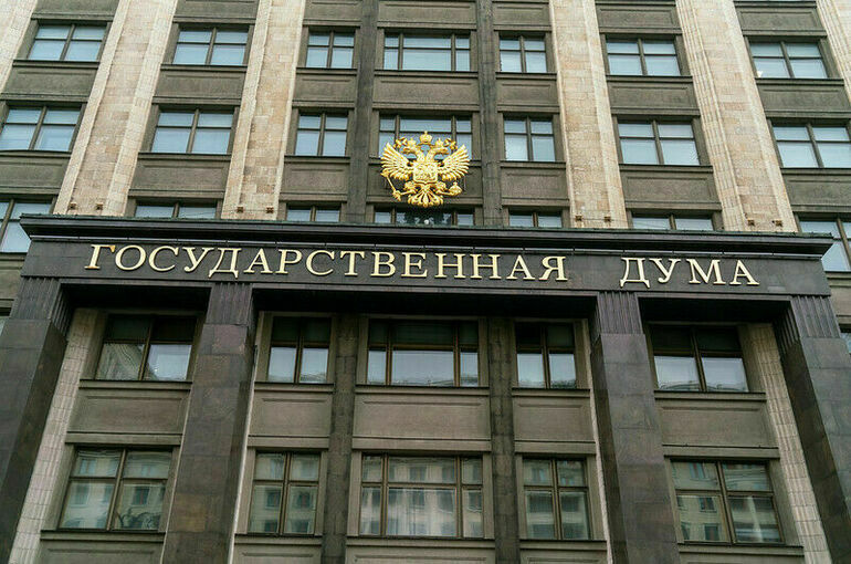 Комитет Госдумы одобрил усиление ответственности за продажу вейпов подросткам