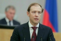 Вице-премьер Денис Мантуров ответит на вопросы сенаторов