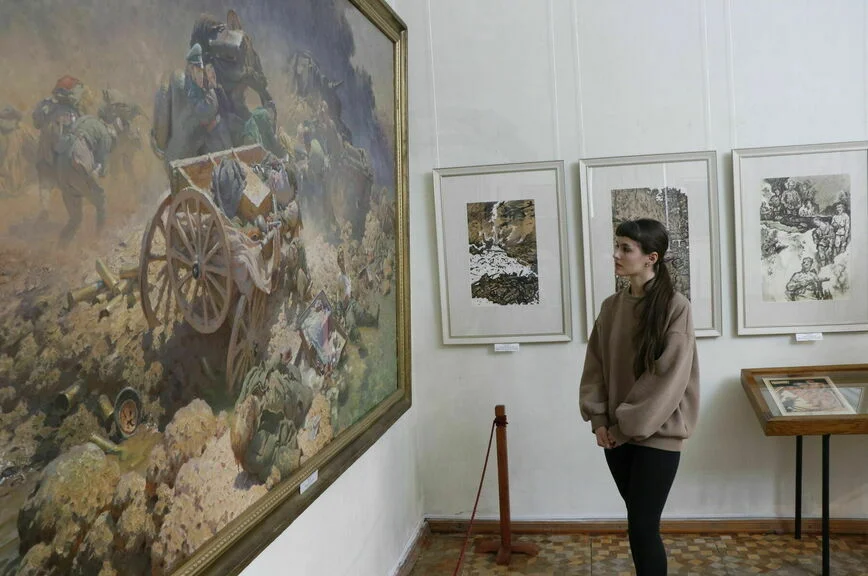 Выставка в Художественном музее, приуроченная к 79-й годовщине освобождения Симферополя.