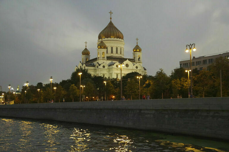В Москве продлят работу общественного транспорта в пасхальную ночь