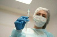 Вирусолог рассказал, поможет ли вакцинация от штамма коронавируса «арктур» 