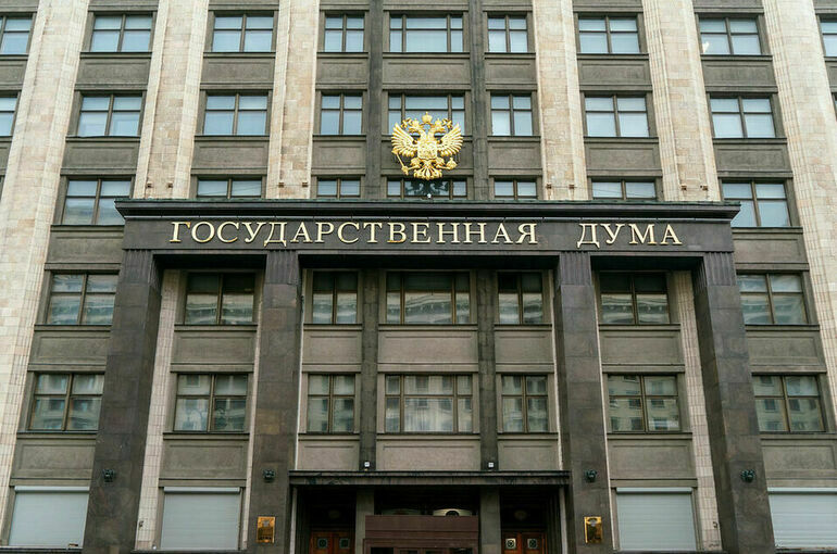 За рекламу секс-услуг предложили ввести штрафы до 500 тысяч рублей