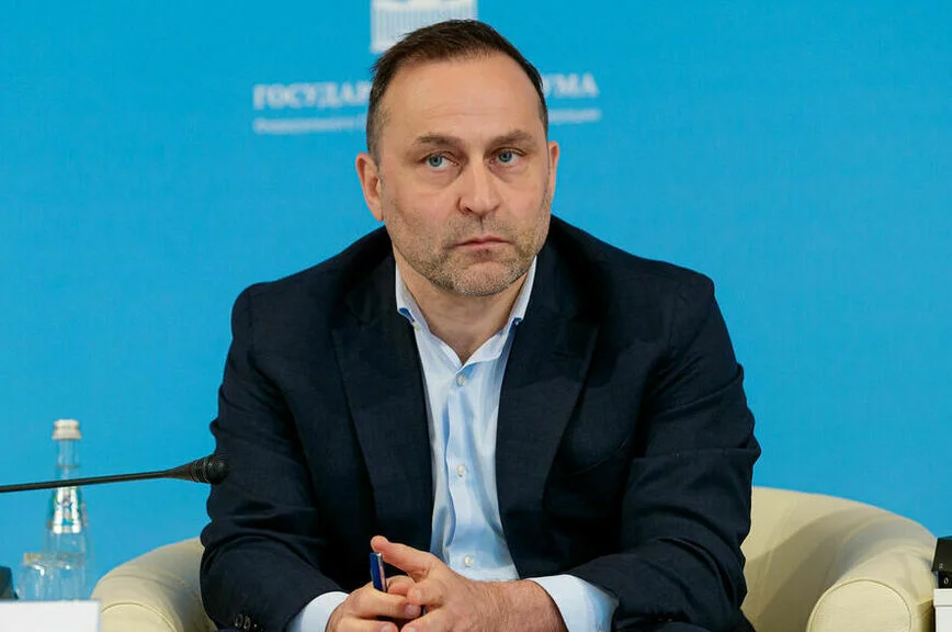Дмитрий Свищев