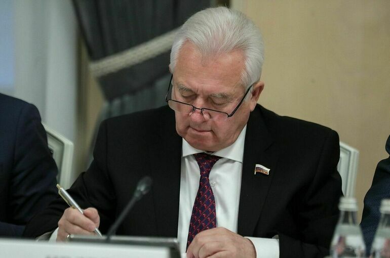 Депутат Ивлев назвал фашистской угрозу Киева уничтожить все в Крыму