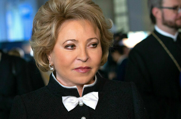 Матвиенко поздравила Гергиева с награждением орденом «За заслуги перед Отечеством» II степени