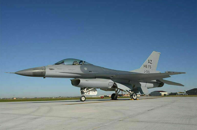 Нидерланды прорабатывают варианты поставки Украине истребителей F-16