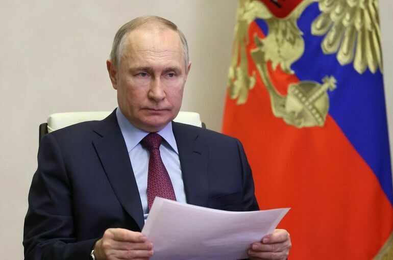 Путин обсудил с Совбезом подготовку празднования Дня Победы
